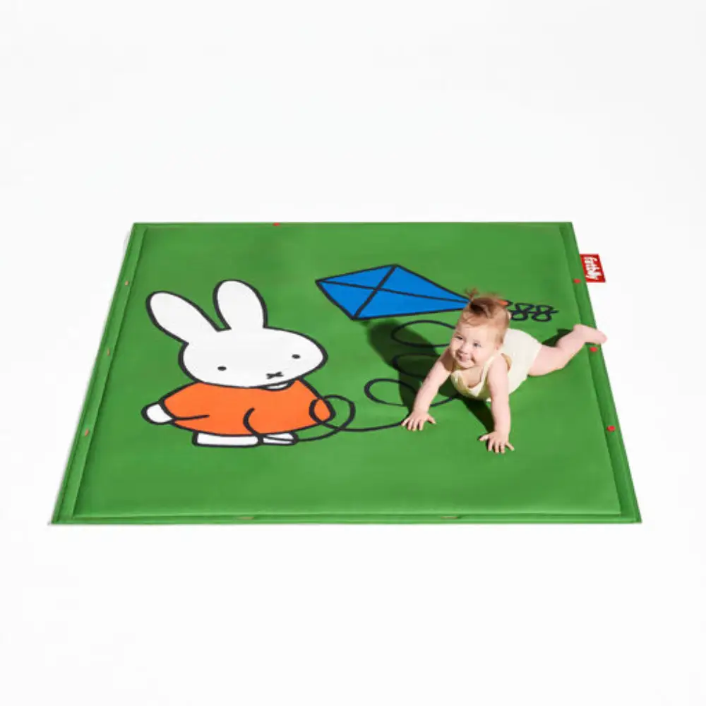 flying carpet x Miffy lekmatta 180x140 cm green