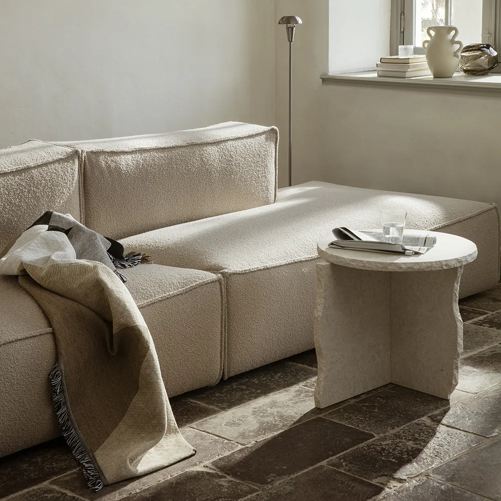 Mineral Sculptural Sidobord