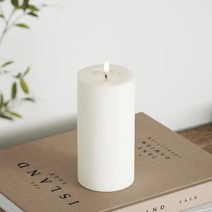 LED Blockljus Ø7,5x15 cm vit