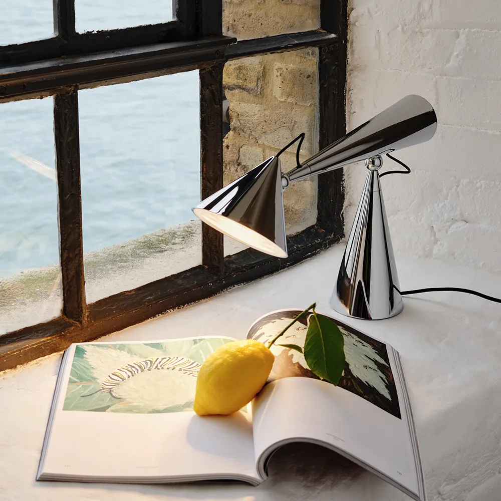 Pose Bordslampa LED Silver