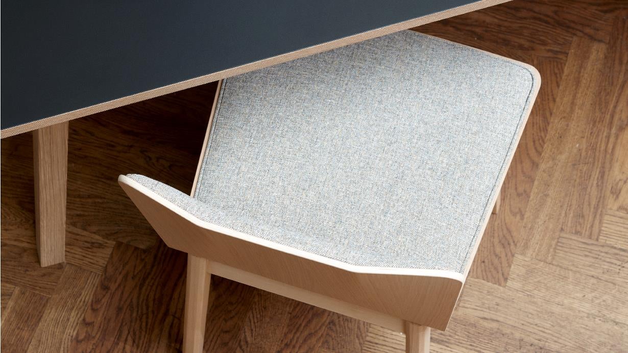 Sm807 stol med tyg i kategori 1