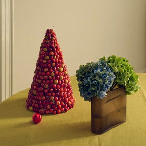  Ridge Vase / H 16,5 cm / 6.7 - White Frosted Glass 