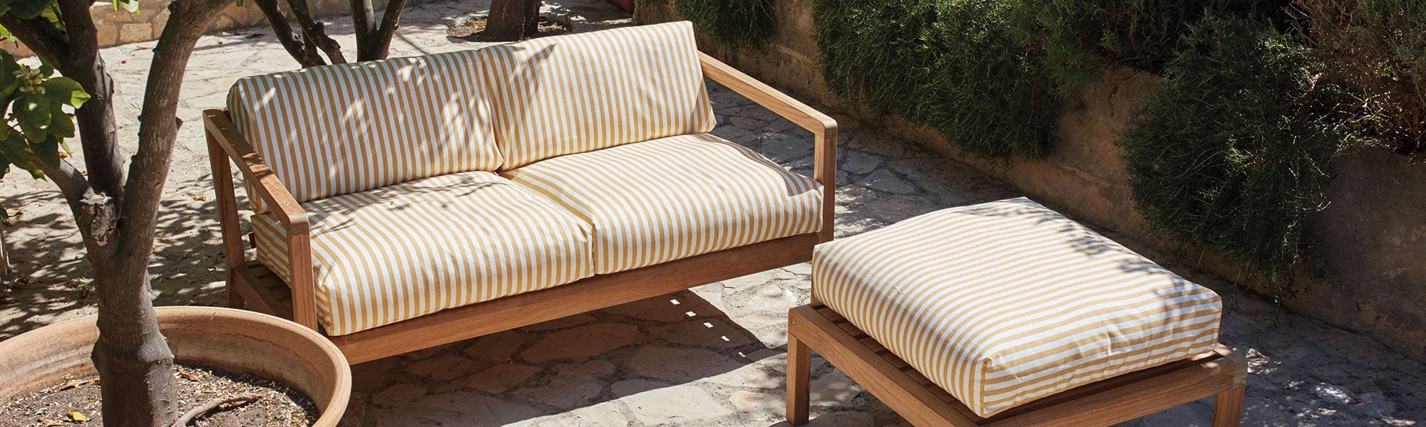 Virkelyst 3-sits soffa Golden Yellow Stripe Teak