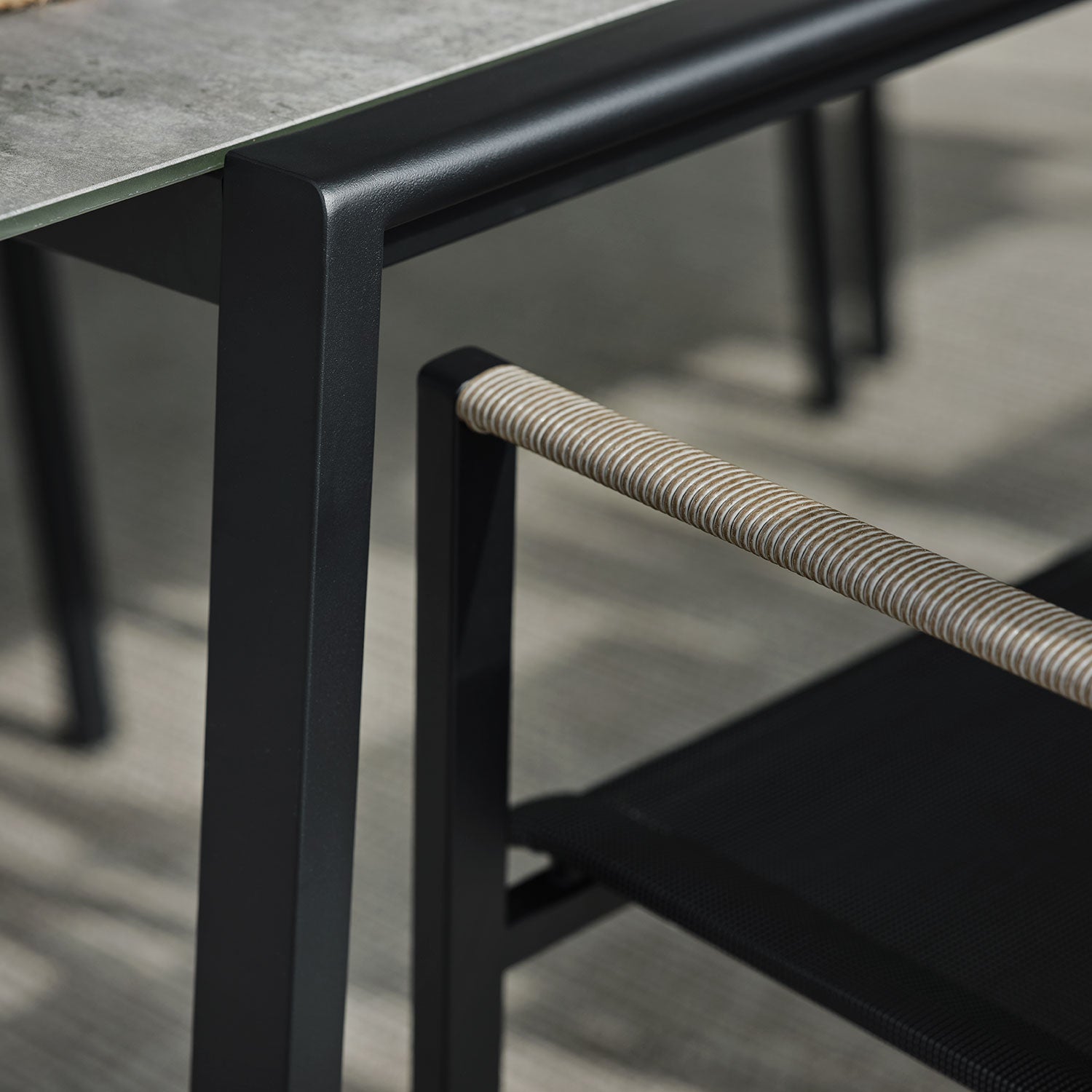 Lyra matbord 100x220 cm med glas 