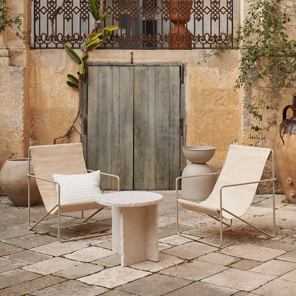 Mineral Sculptural Sidobord