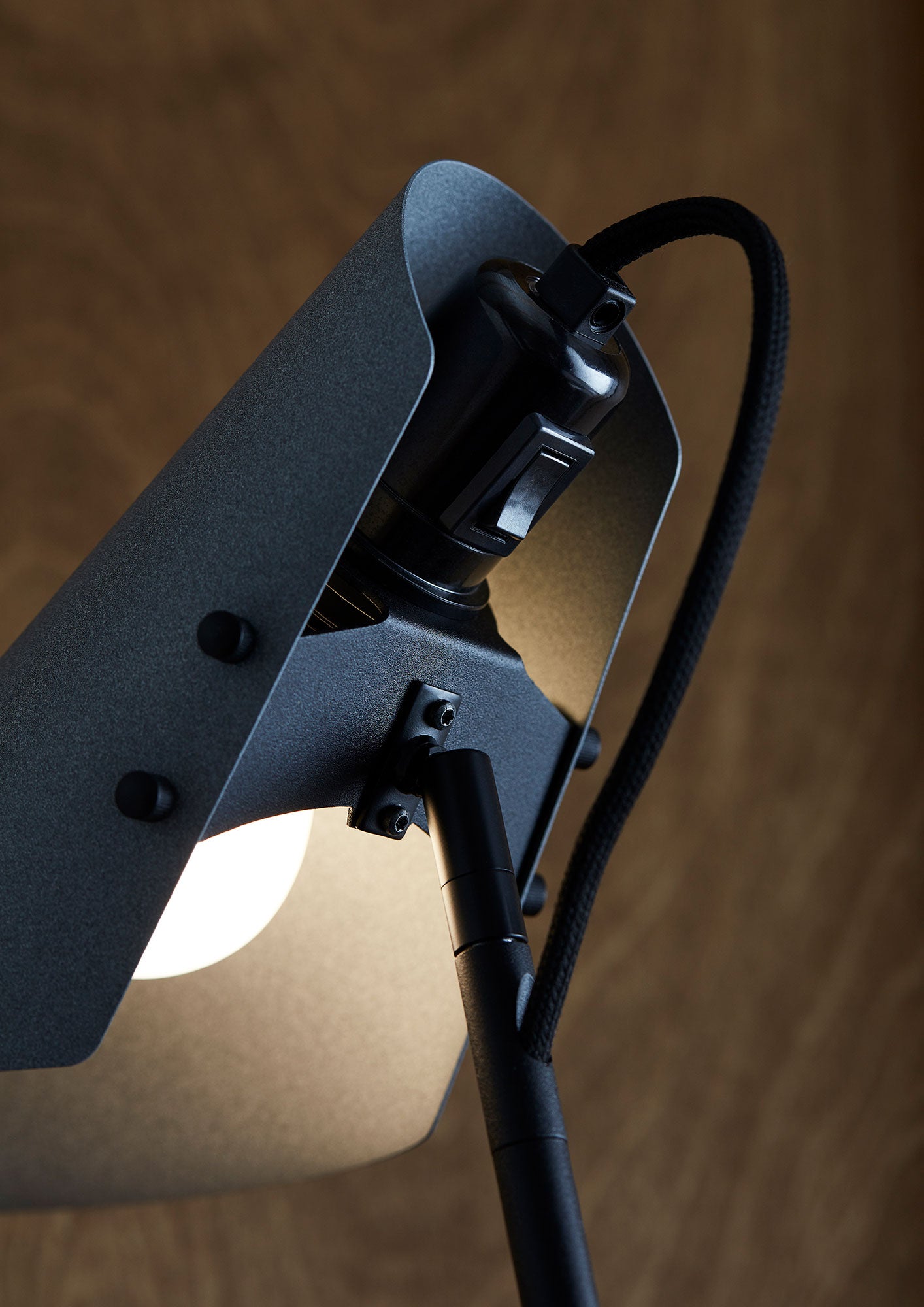 Vincent Golvlampa Svartstruktur