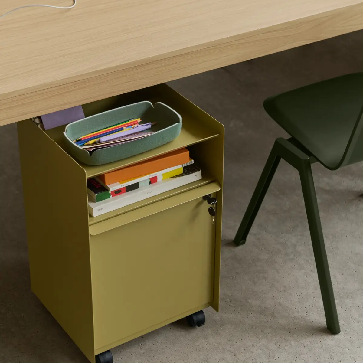 Folded Trolley H 61,5 cm Hurts med lås- Mörk Grönbeige