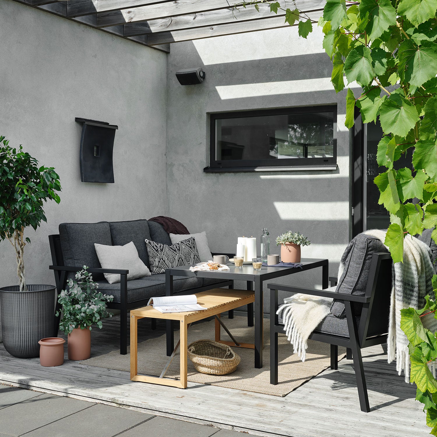 Rana soffgrupp hög svart