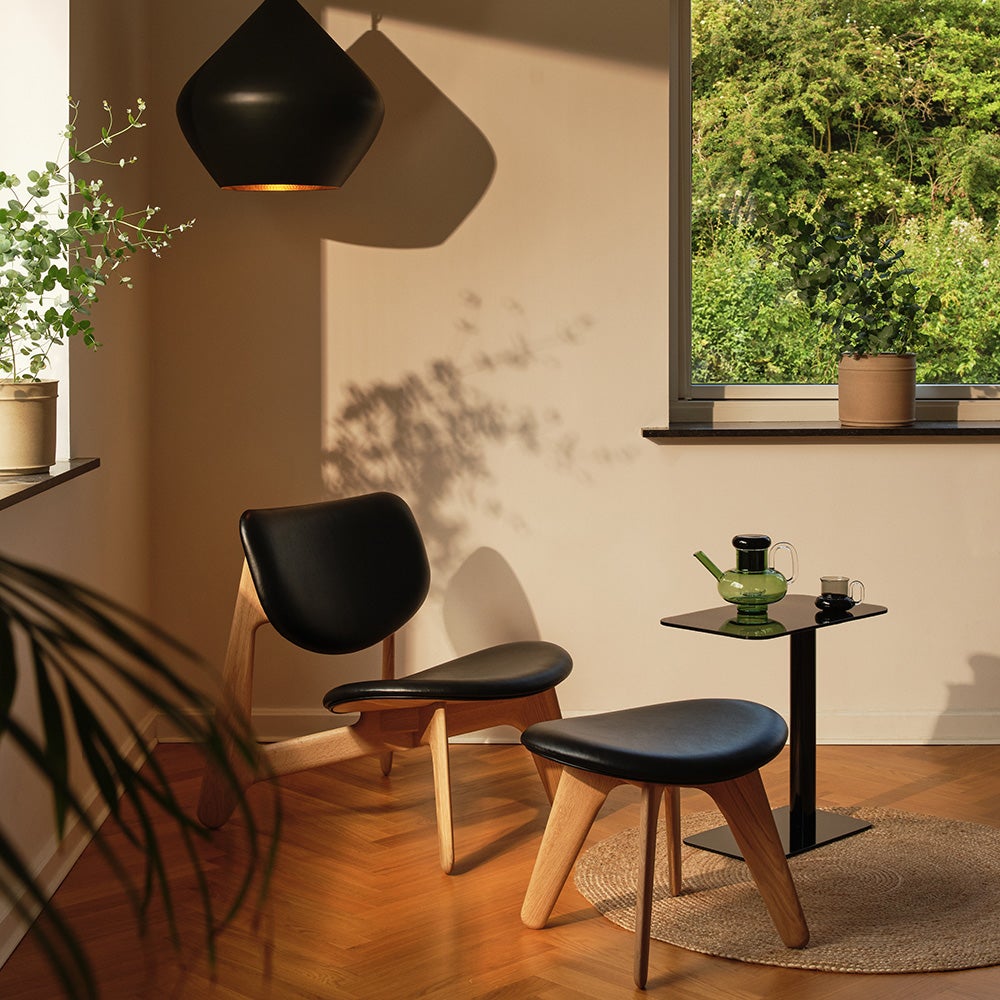 Slab loungestol natur svart läder 