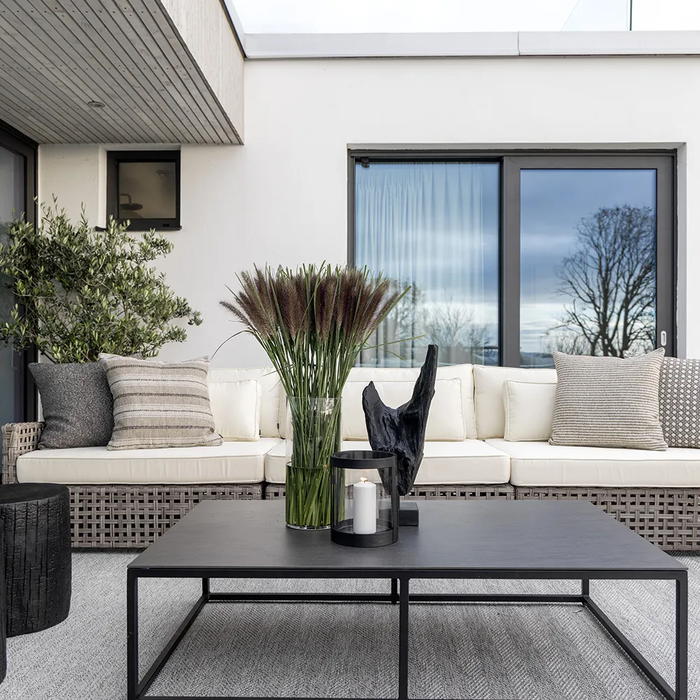 Romano Soffbord 140x80 cm Komposit